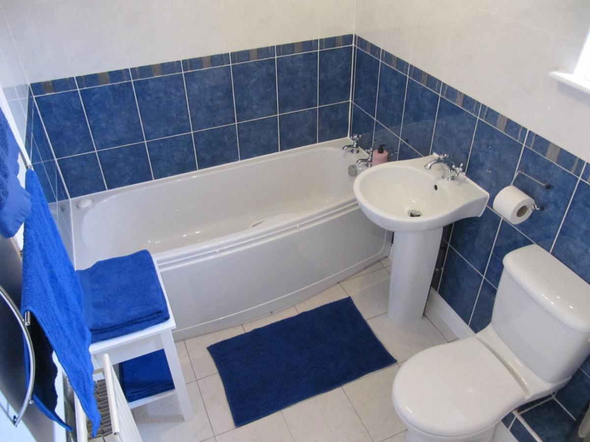 Cozy Off Road 2 Bedroom Cottage Apartment With Free Wi-Fi And Private Parking Glasgow Exteriér fotografie