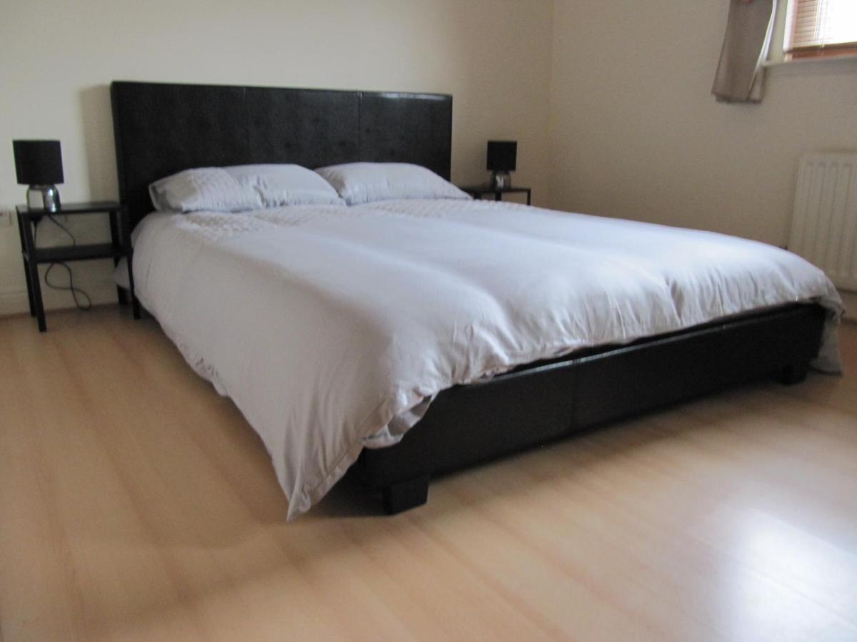 Cozy Off Road 2 Bedroom Cottage Apartment With Free Wi-Fi And Private Parking Glasgow Exteriér fotografie